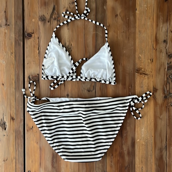 Triangle String Bikini - Picture 2 of 2